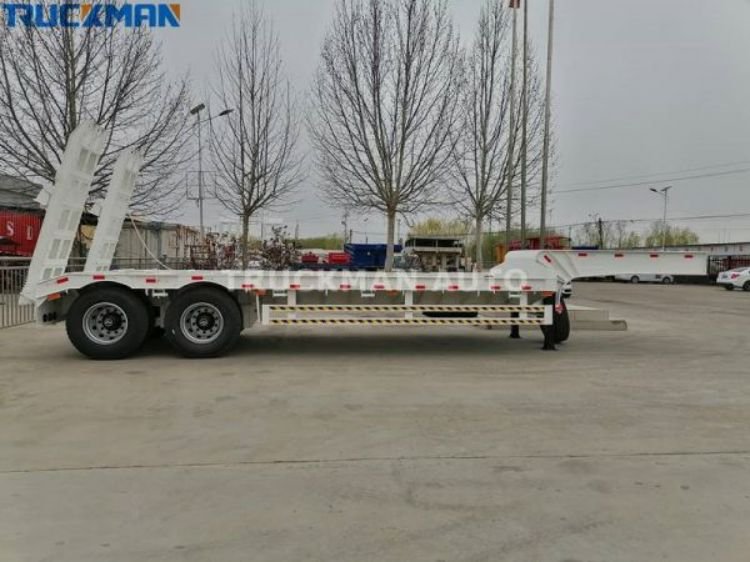 Remolque de cama baja de 2 ejes en venta