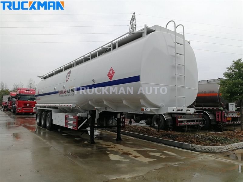 Remolque cisterna de combustible de 45000 litros en venta-Remolque cisterna