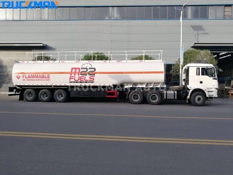 Vagón cisterna que transporta petróleo