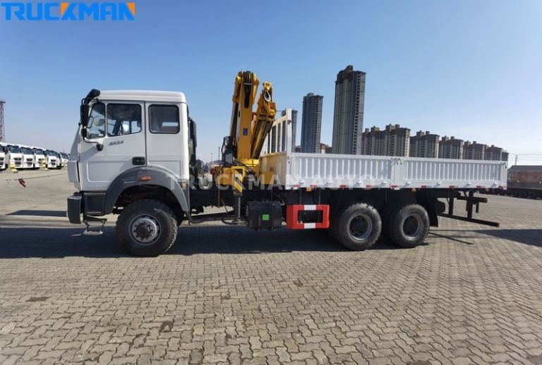 Grúa montada en camión BEIBEN 2434 de 10 ruedas 6X4