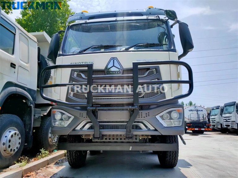 SINOTRUK HOWO 50 Toneladas 380HP Camión Volquete Parachoques Militar