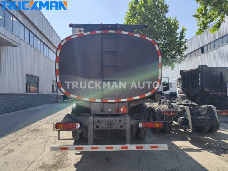 Camión cisterna HOWO SINOTRUK