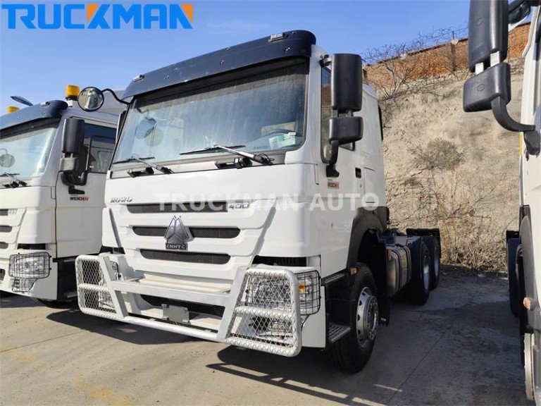 Camión de primera mudanza HOWO 6X4 400HP